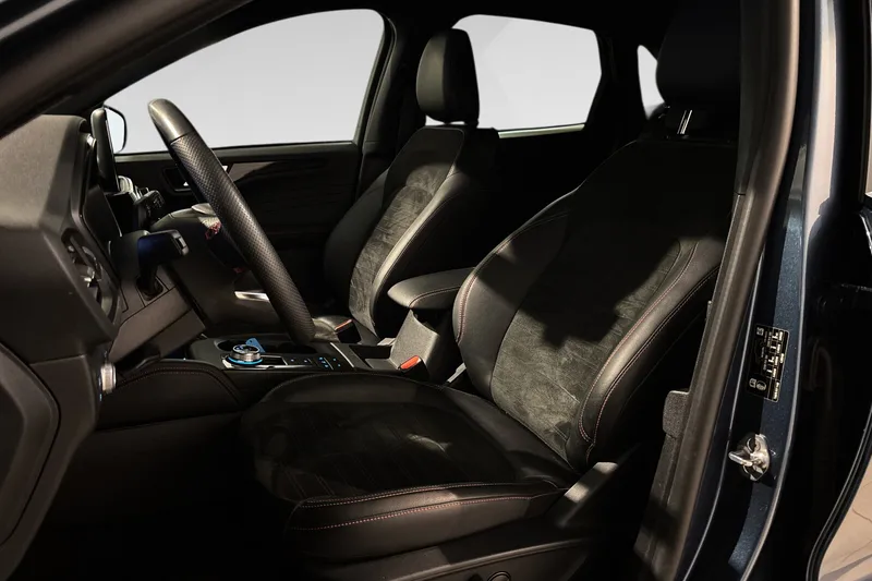 Ford Kuga Plug-In Hybrid bilde 10