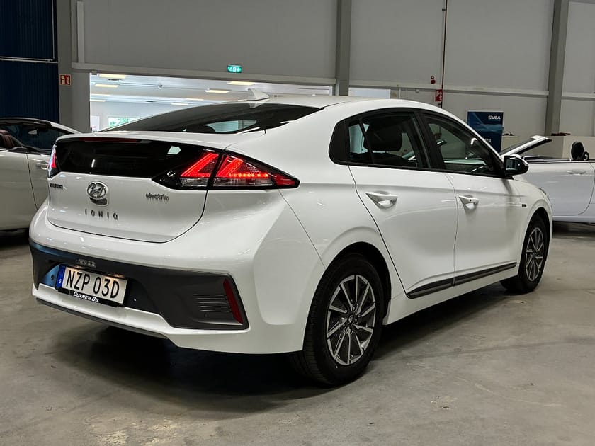 Bild 3 av Hyundai Ioniq Electric 38.3 Kwh | Keyless | Rattvärme | ACC