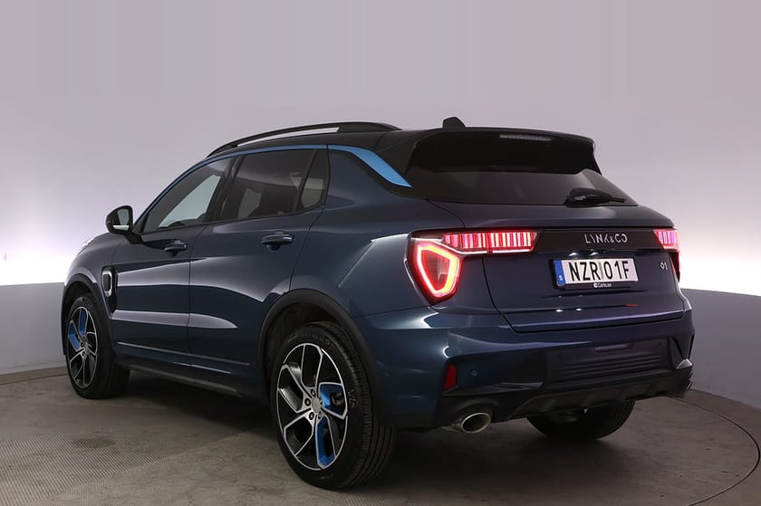 Bild 4 av Lynk & Co 01 PHEV Pano 360 Adap Farth Infinity BLIS V-Hjul