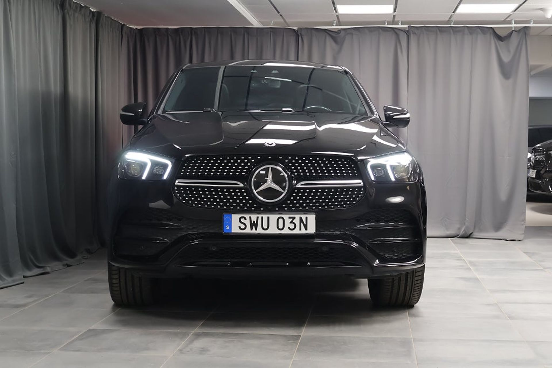 Mercedes-Benz GLE 2023, kuva 3/10