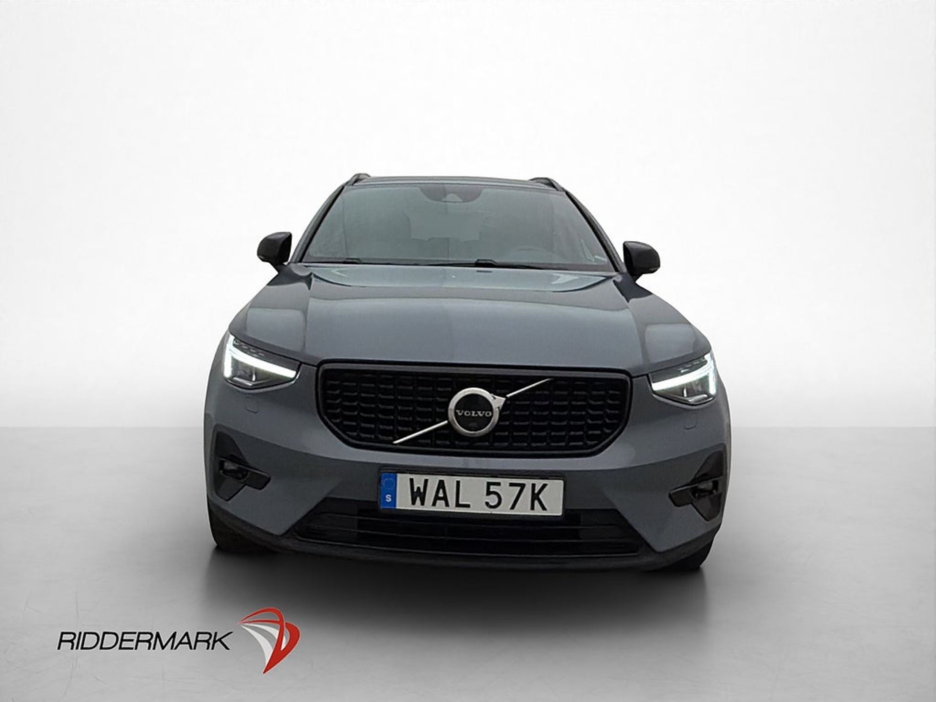 Volvo XC40 2023, bild 2/10