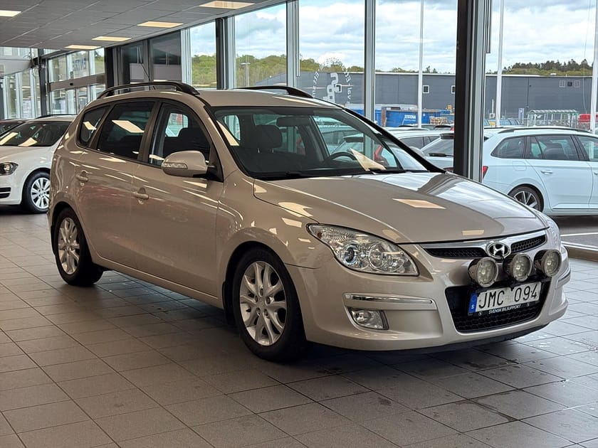 Bild 1 av Hyundai i30cw 1.6 CRDi Automat Drag 116hk