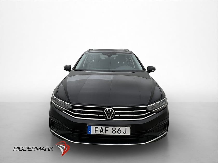 Bild 2 av Volkswagen Passat Sportscombi GTE SC 1.4 TSI 218hk Drag Kamera Värmare