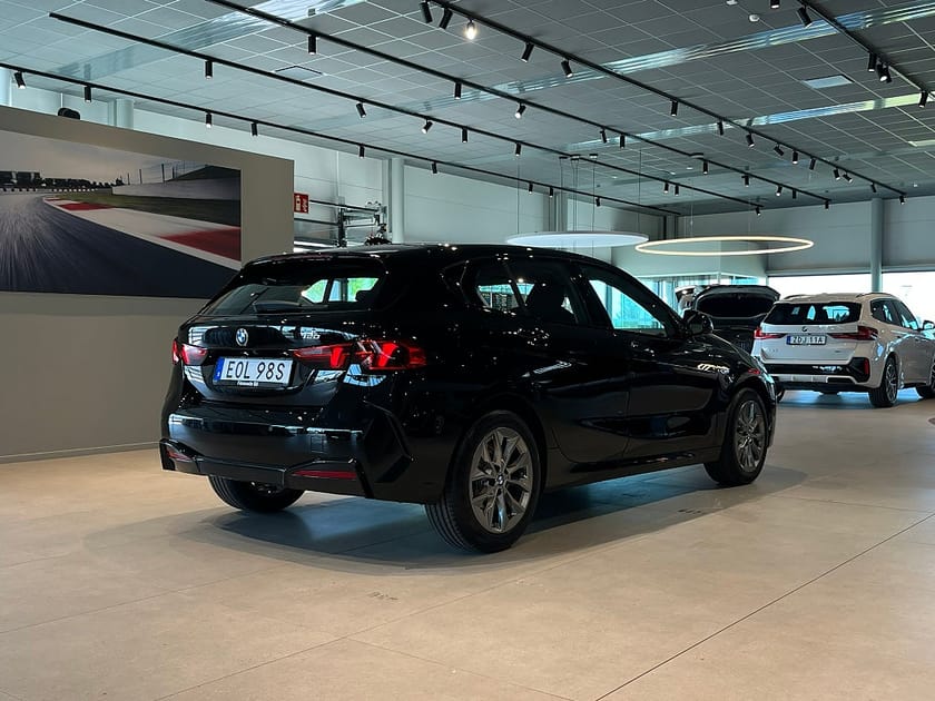 Bild 4 av BMW 120 Driving Assistant Backkamera Rattvärme Navi