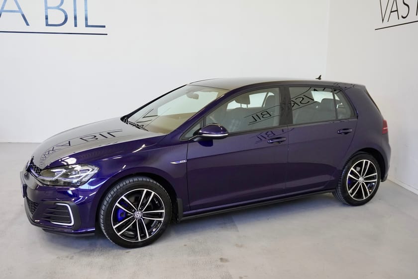 Bild 3 av Volkswagen Golf GTE Cockpit/V-hjul/3,45% Ränta