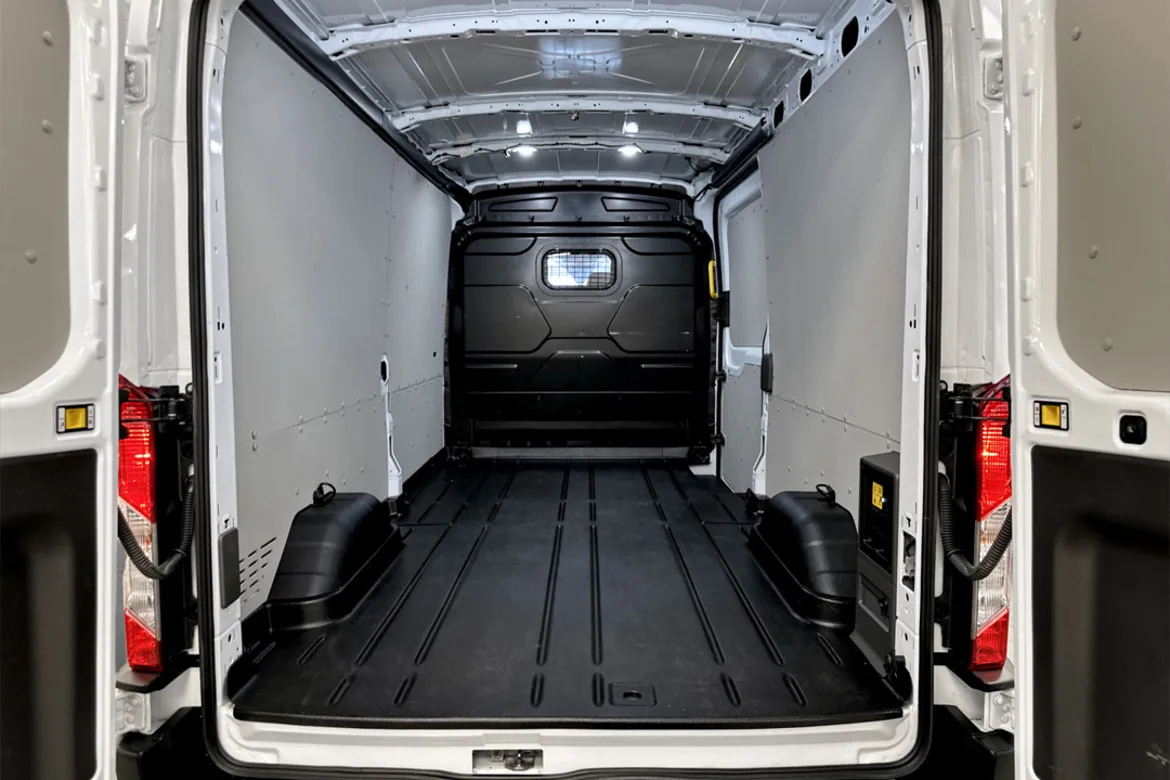 Ford E-Transit 350