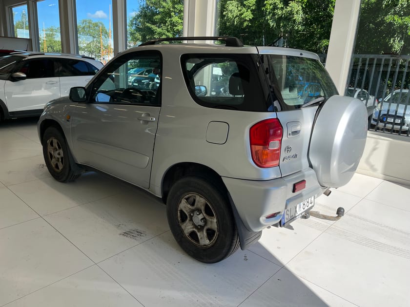 Bild 4 av Toyota RAV4 Gör det själv, motorlampa lyser, går lite orent, besiktigad t o m 261031