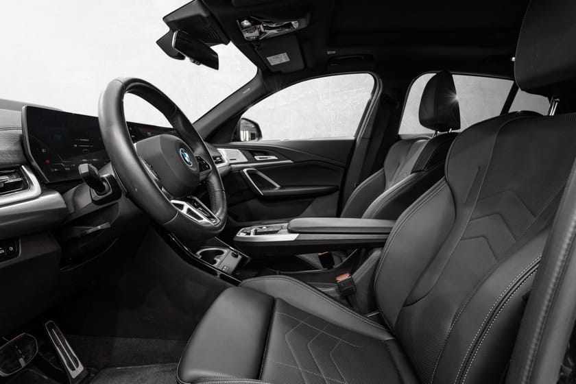 Bilde 2 av BMW iX2 xDrive30