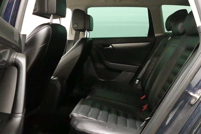 Bild 5 av Volkswagen Passat Variant 2.0 TDI 4M GT Dragkrok Farthållare Bluetooth
