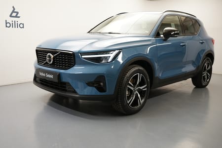 Volvo XC40 B4 FWD Bensin Plus Dark, Navigation, HarmanKardon PremiumSound