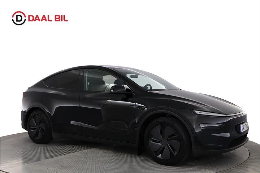 Bild 4 av Tesla Model Y Long Range AWD 514HK PANO DRAG VÄRMARE SÄTESVENTILATION