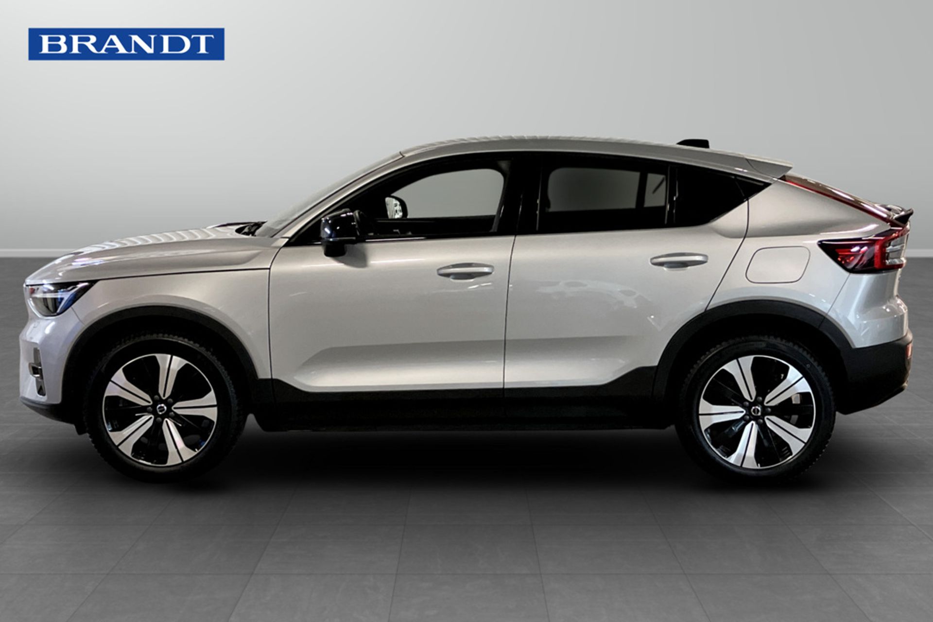 Volvo C40 Recharge Single Motor 2023, photo 3/9