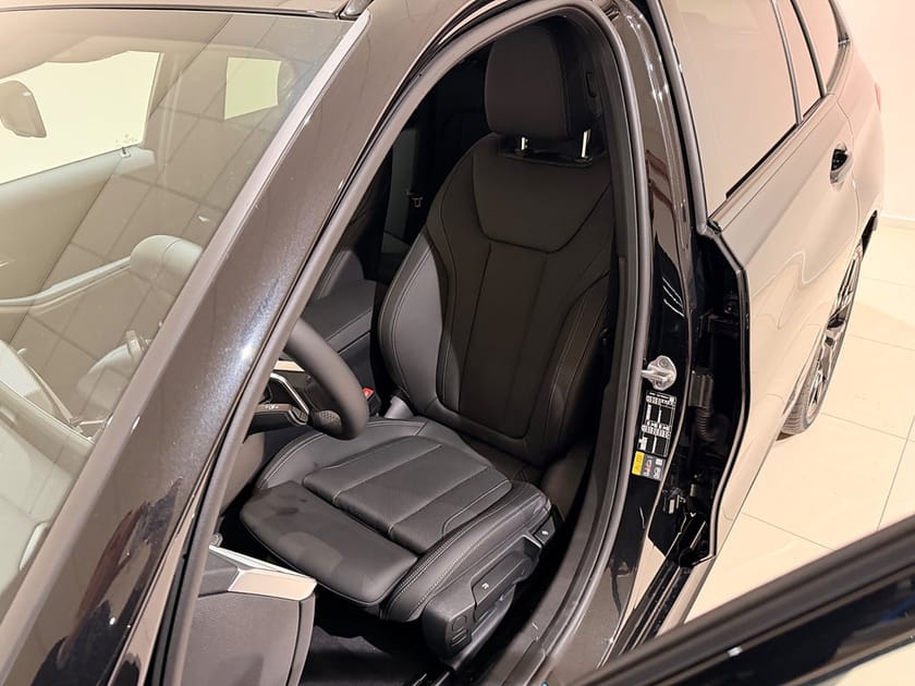 Bild 5 av BMW 330e xDrive Touring