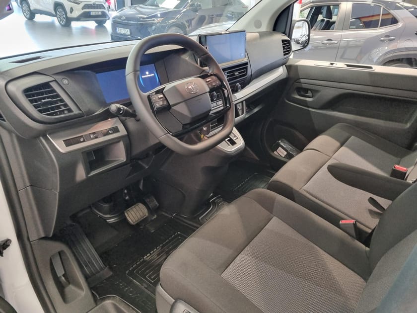 Bild 4 av Toyota Proace L1 LONG 2,2D 180 HK AUTO COMFORT