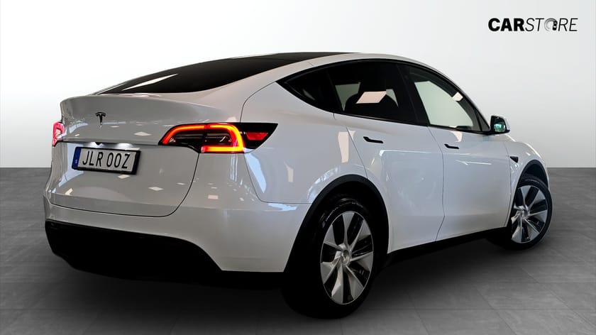 Bild 2 av Tesla Model Y Standard Range RWD Y/Standard Range/Kamera/Dator för FSD/Premium Ljud