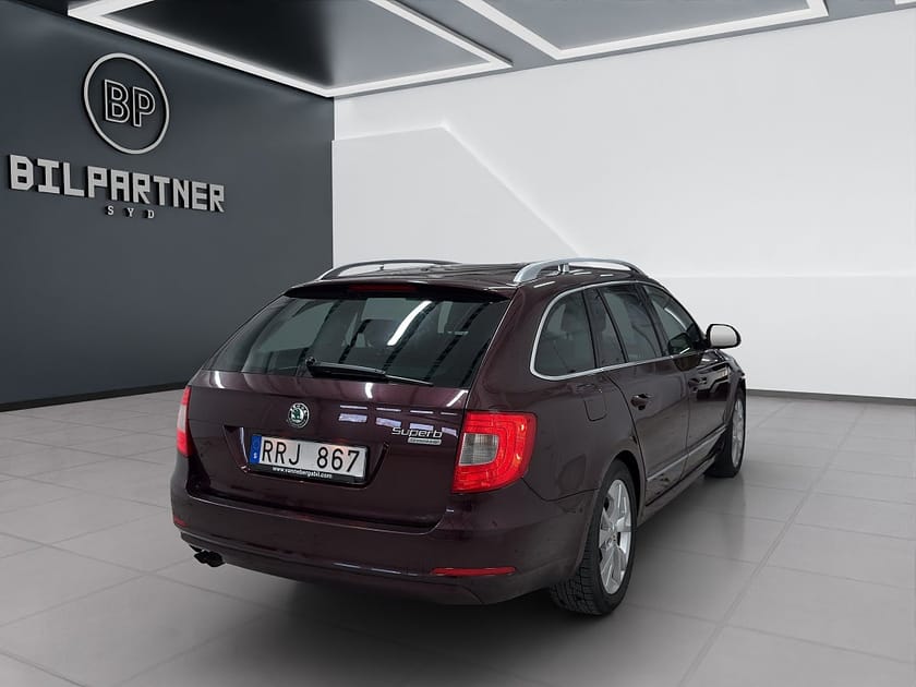 Bild 4 av Škoda Superb Kombi Skoda 1.6 TDI Elegance/Ränta 1.95%