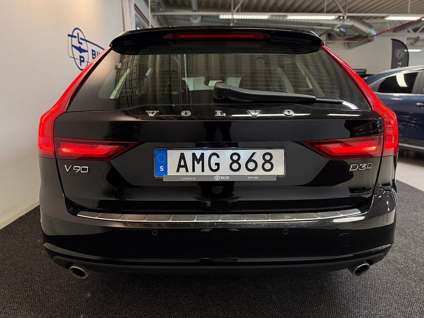 Bild 4 av Volvo V90 D3 AWD Momentum | PILOT/ VOC/ Rattvärme/ 2ägare/ Vhjul