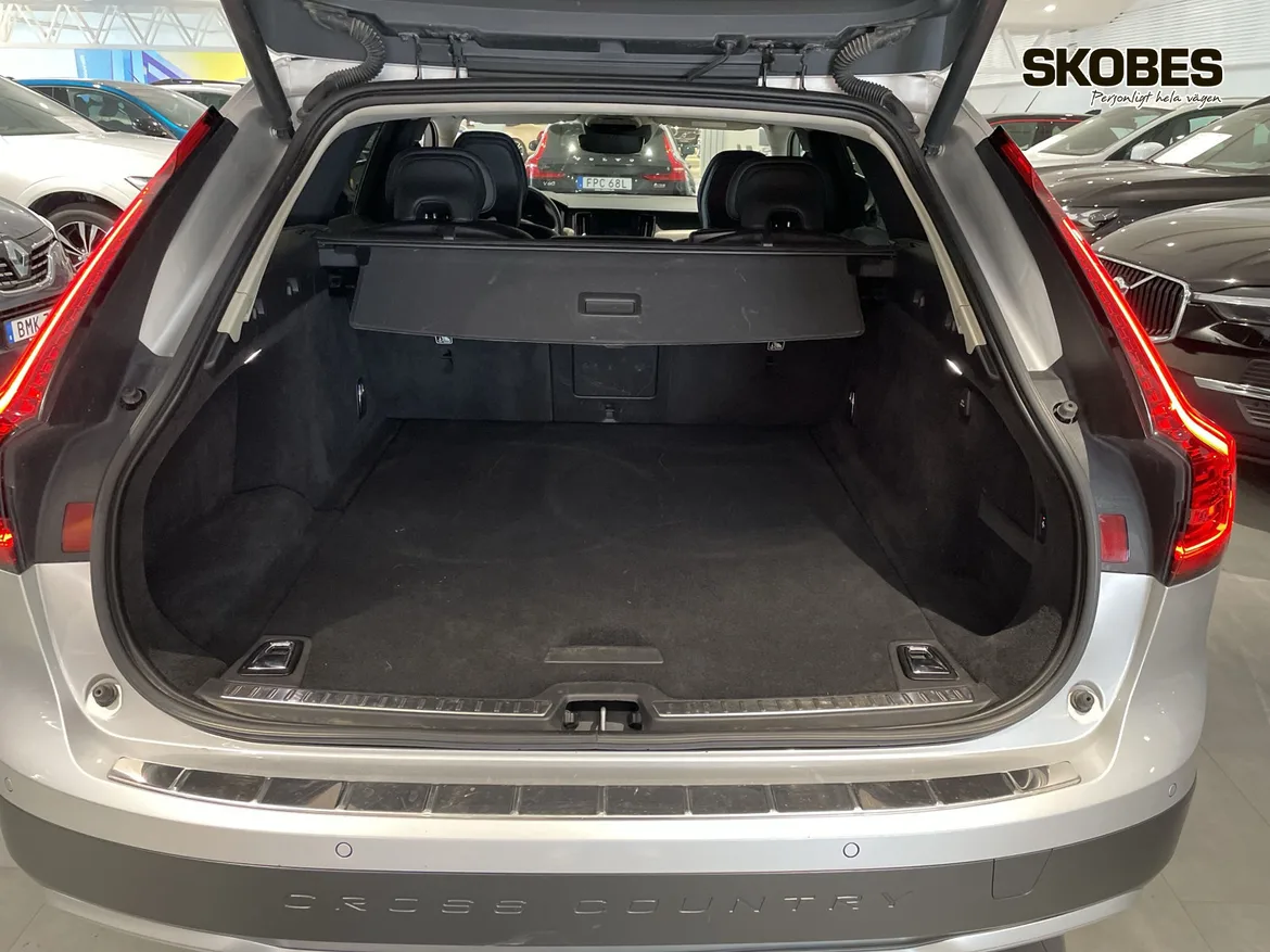 Volvo V90 Cross Country