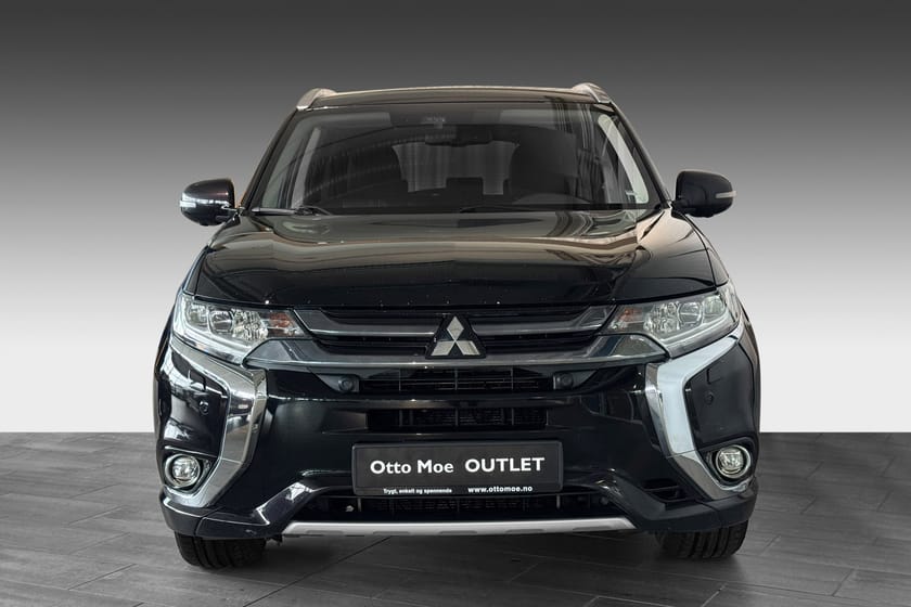 Bilde 4 av Mitsubishi Outlander PHEV INSTYLE+ | KROK | 360° | ROCKFORD | SKINN | NAVI | LED