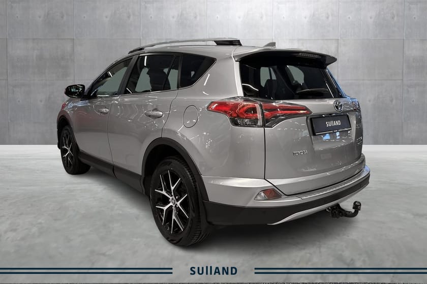 Bilde 5 av Toyota RAV4 Hybrid TILHENGERFESTE, LOKALKJØRT, MEGET VELHOLDT!