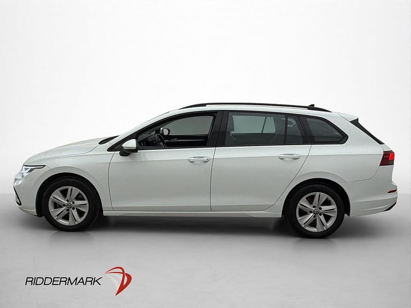 Bild 4 av Volkswagen Golf Sportscombi V 1.5 eTSI 131hk Adp-fart Carplay