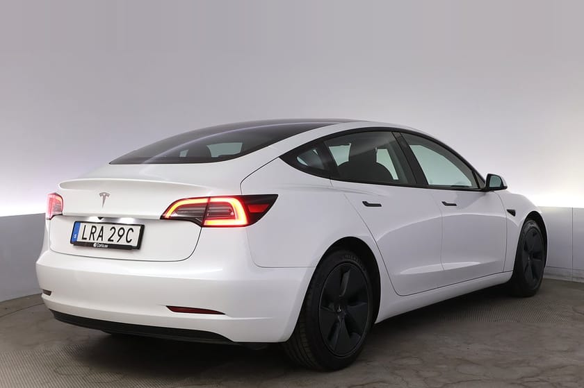 Bild 5 av Tesla Model 3 Standard Range Refresh AP Pano V-hjul