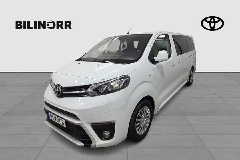 Bild 1 av Toyota Proace Verso SHUTTLE LONG 2,0 D ADBLUE 140 HK S&S