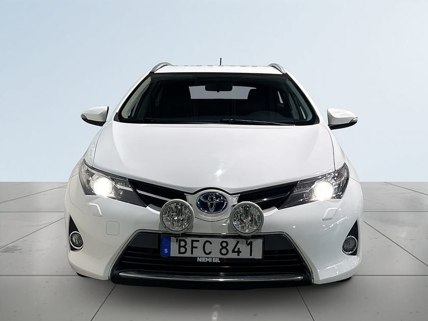 Bild 2 av Toyota Auris Touring Sports Hybrid e-CVT Edition 50 Mvärm Kamera SoV