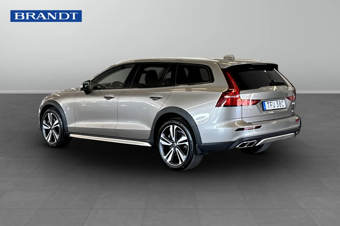 Volvo V60 Cross Country