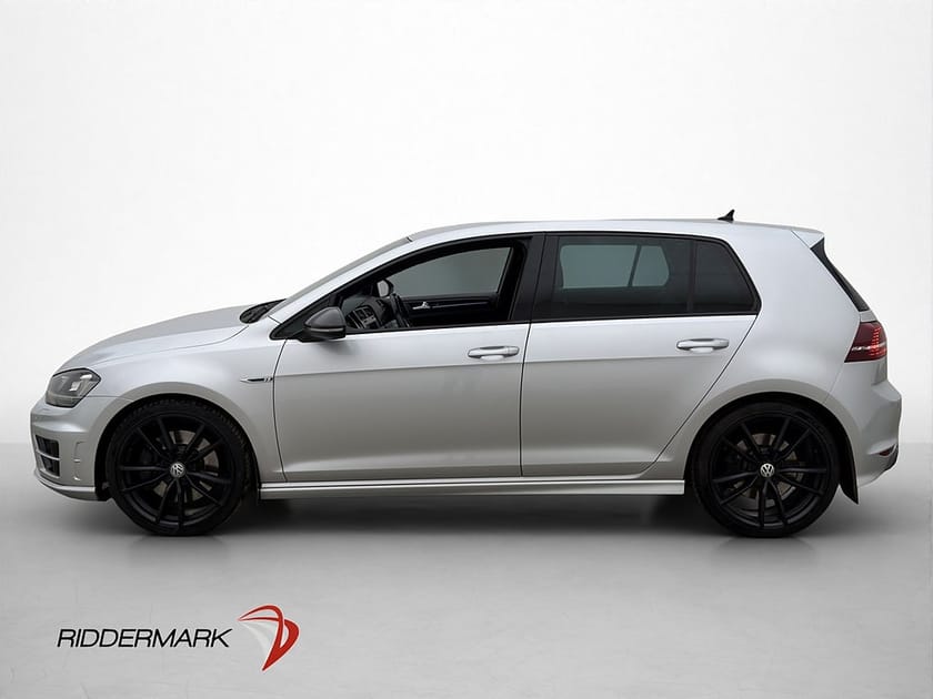 Bild 4 av Volkswagen Golf  R 2.0 TSI 4M 300hk M-Värm Carplay Dynaudio