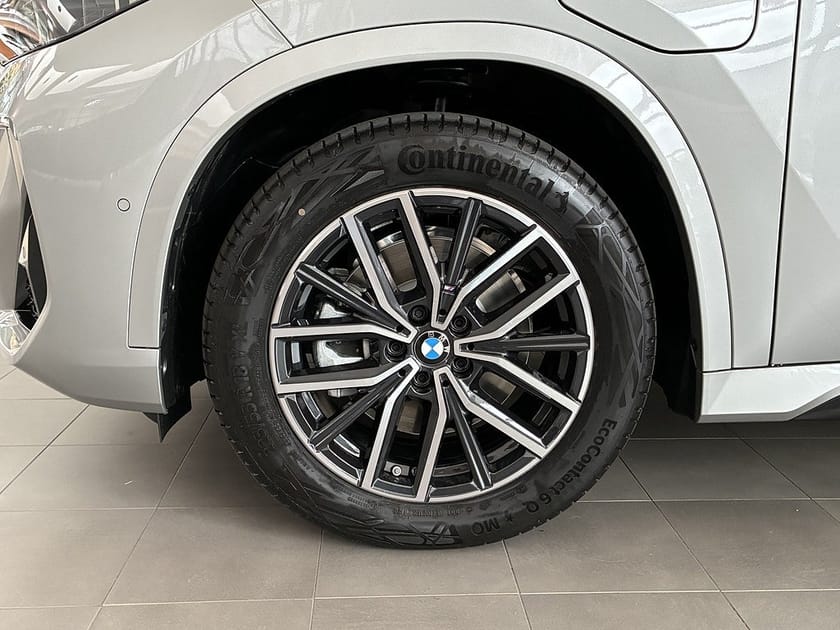 Bild 4 av BMW X1 xDrive25e M Sport Rattvärme Drag H/K Park/Drive Assist