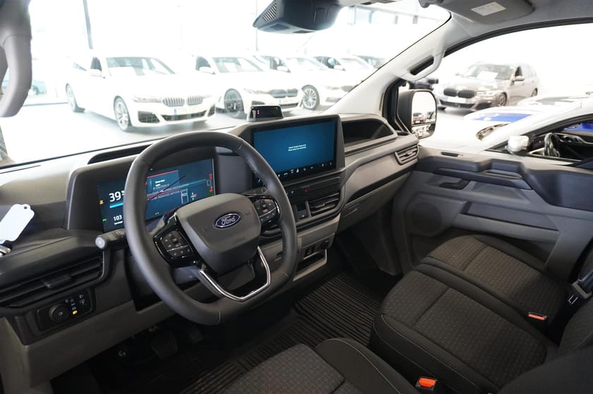 Bild 2 av Ford E-Transit Custom 340 Skåp Trend 340l Elmotor 100kW 136hk 1-Växlad Rwd El Dubbla Skjutdörrar