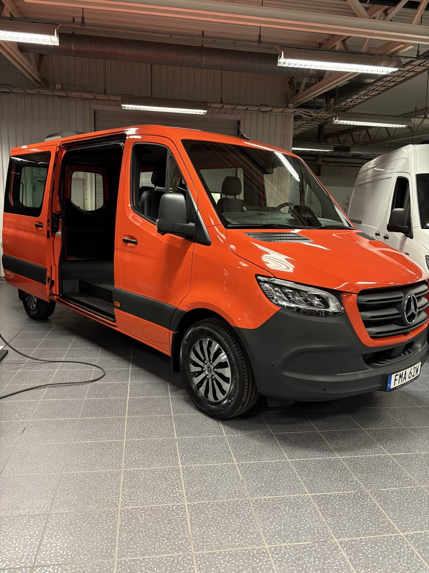Bild 2 av Mercedes-Benz Sprinter 315 CDI RWD Tourer