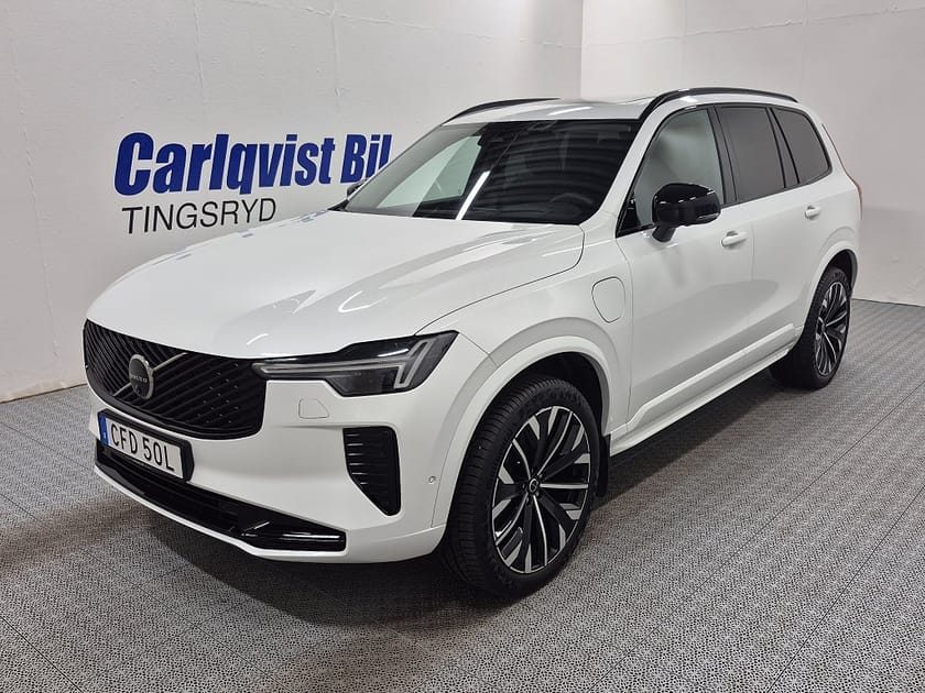 Bild 1 av Volvo XC90 T8 Recharge Ultra Dark 7-Sits plug in 456HK 4x4 Panora