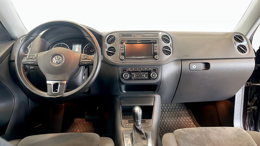 Bild 4 av Volkswagen Tiguan 2.0 TDI 4Motion Sportstolar Backkamera Bluetooth Dragkrok