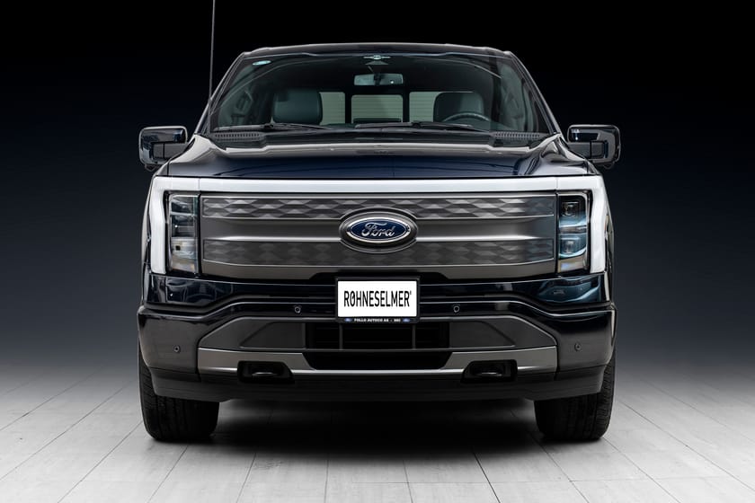 Bilde 3 av Ford F-150 Lightning Standard Range RÅ BIL//LAV KM//5-SETER//S/V-HJUL