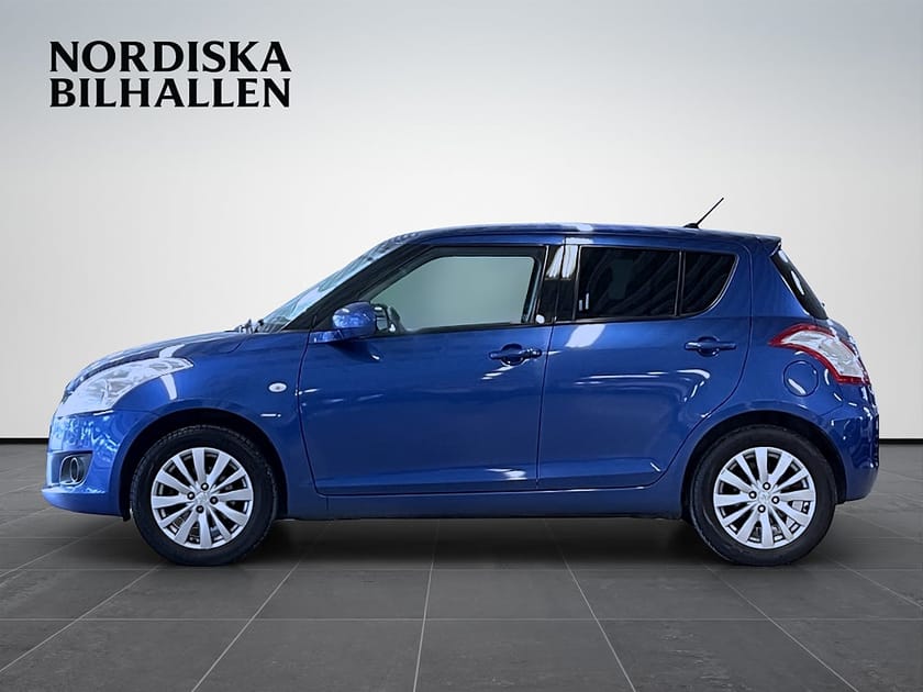 Bild 4 av Suzuki Swift 5-dörrar 1.2 DOHC 16V VVT 4x4 Bluetooth