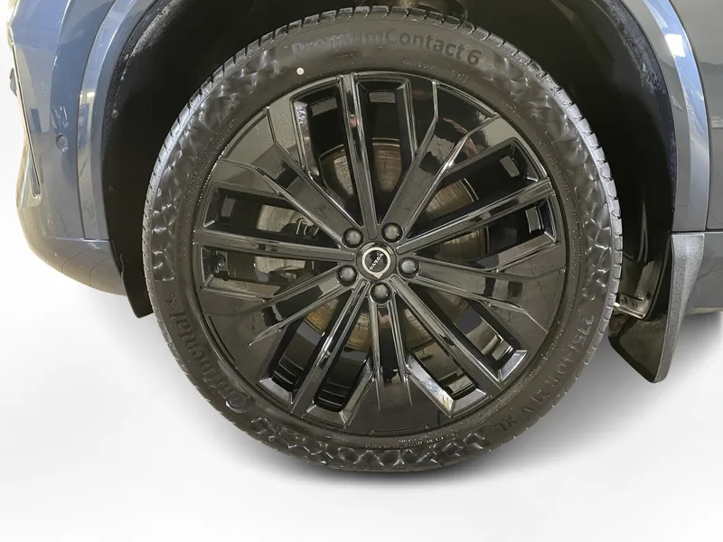 Bild 11 av 17 – Volvo XC90 T8 Ultra Black Edition