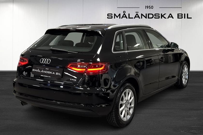 Bild 4 av Audi A3 Sportback 1.2 TFSI Attraction 110hk