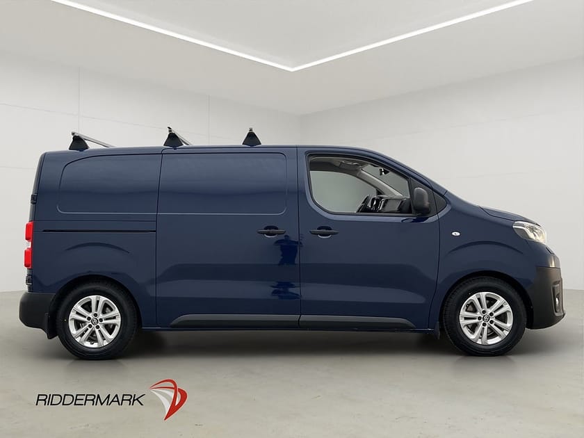 Bild 2 av Toyota Proace L2 Värmare Drag 2xDörr CARPLAY B-Kamera Moms