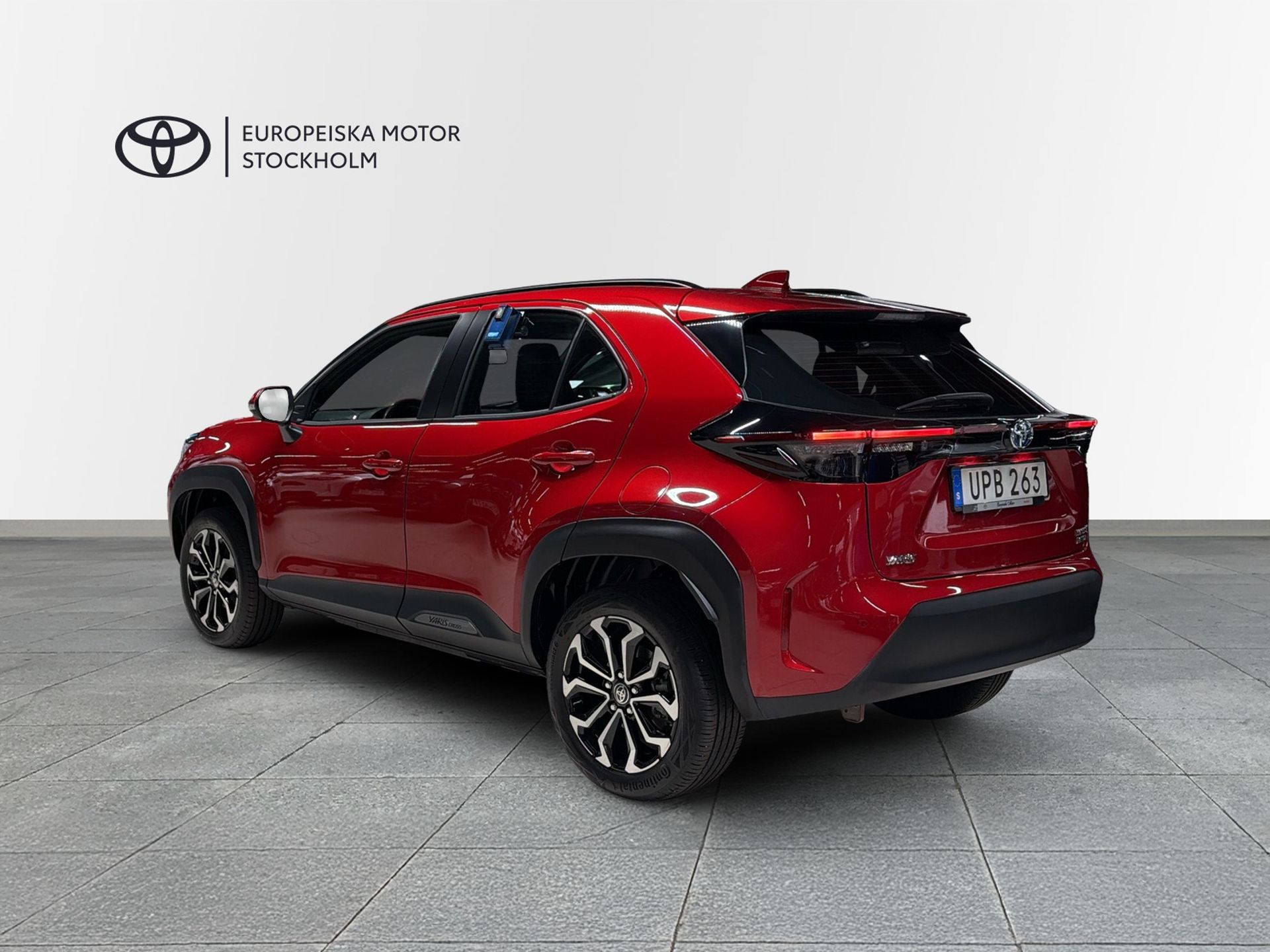 Toyota Yaris Cross Hybrid AWD-i 2023, photo 3/10