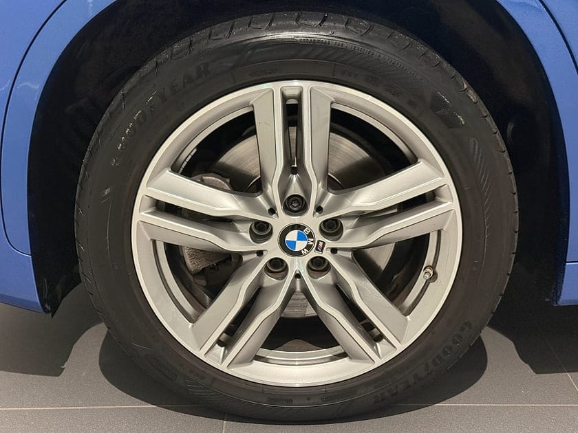 Bild 5 av BMW X1 xDrive20d M Sport Drag HUD H/K ComfortAccess Backkamera