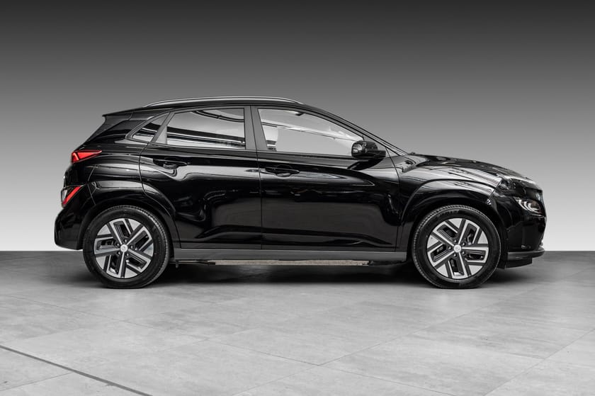 Bilde 5 av Hyundai Kona Electric 64 kWh Premium LR TOPPUTSTYRT-KROK-SKINN-VENTILERTE SETER