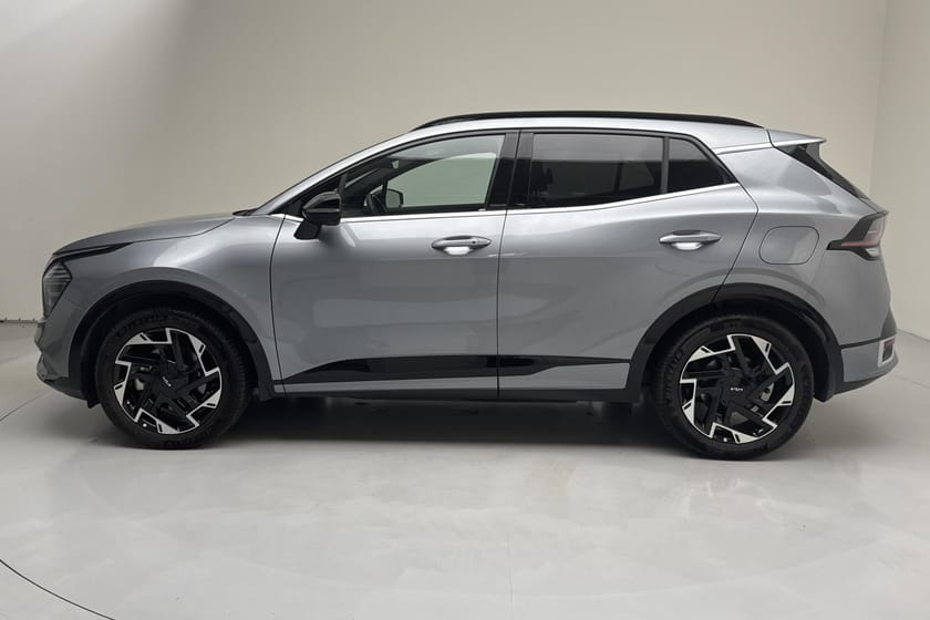 Bild 2 av Kia Sportage PHEV AWD (265hk) GT-Line 360 Läder