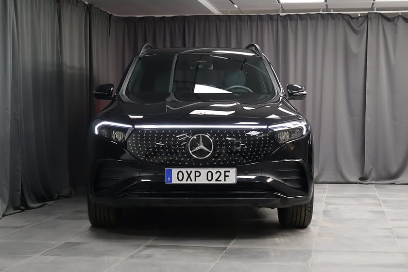 Bild 3 av Mercedes-Benz EQB 300 4MATIC AMG Advanced 7-Sits 360 Night LED Leasebar