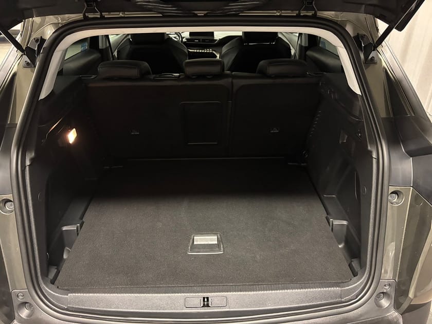 Bild 5 av Peugeot 3008 ALLURE PT 165 AUT Dragkrok Vinterhjul