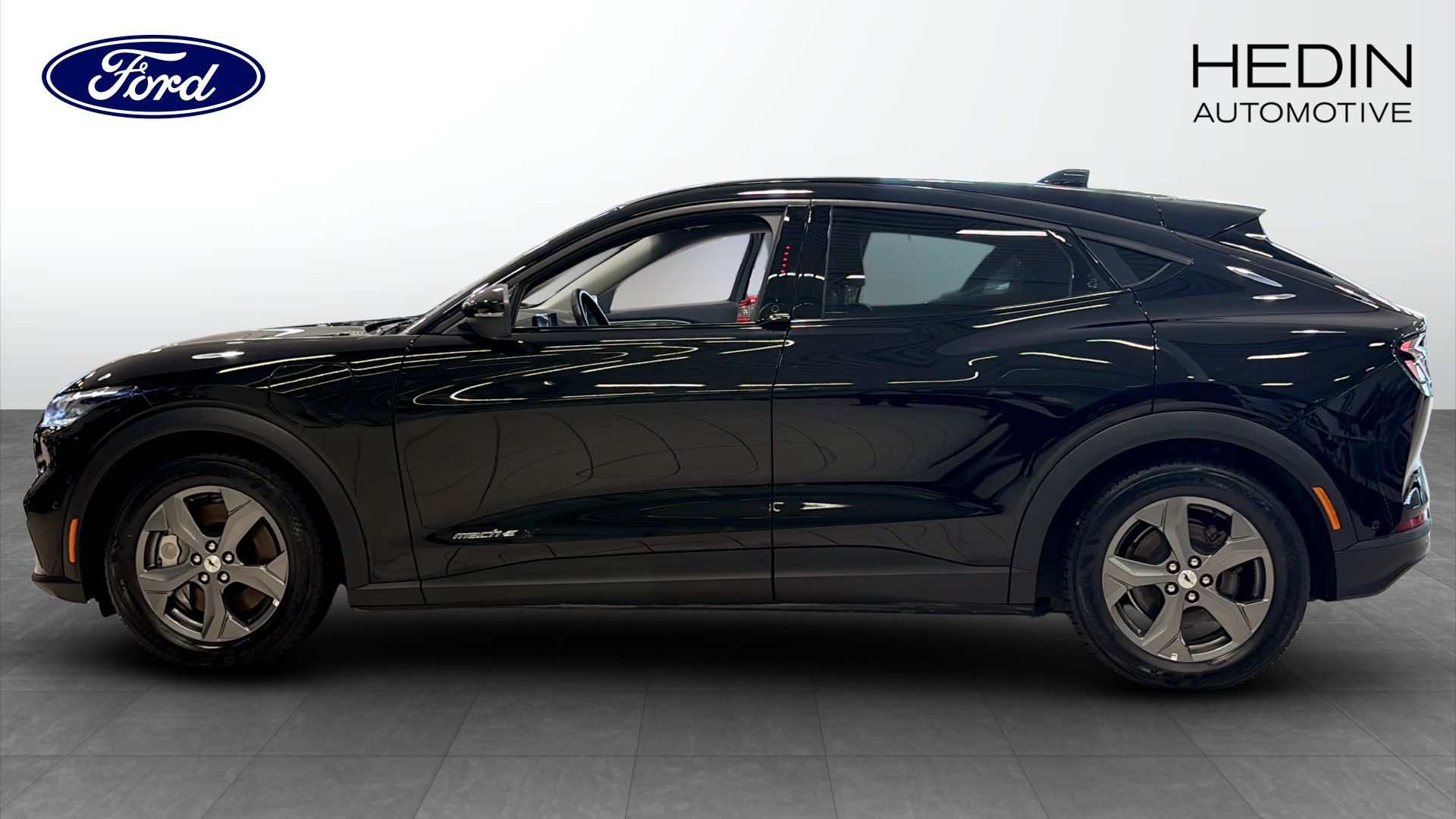 Ford Mustang Mach-E Long Range 2022, bild 6/10