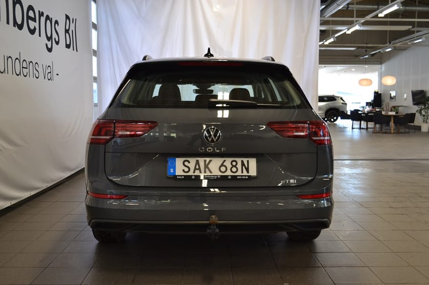 Bild 4 av Volkswagen Golf Sportscombi LIFE 1.5 eTSI 150hk