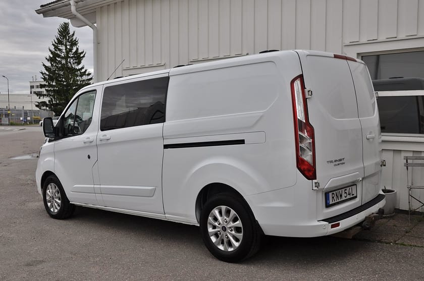 Bild 4 av Ford Transit Custom 340 Crew Van L2/LWB 2.0 170hk Värmare B-kam Drag