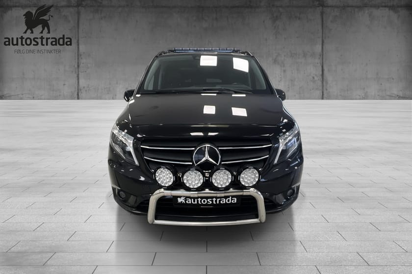 Bilde 2 av Mercedes-Benz Vito 119 CDI 4x4 3.0t Hengerfeste,webasto,ekstralys ++++